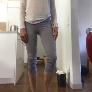 Lululemon cropped workout leggings size 0